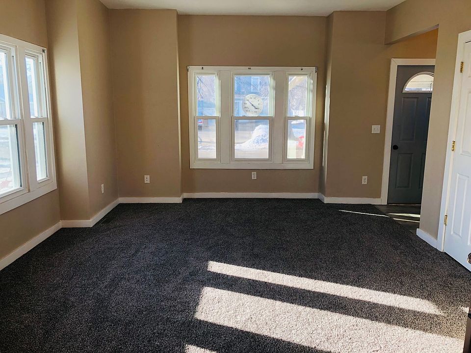 900 1st Ave NW, Minot, ND 58703 Zillow