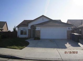 2971 E Eclipse Ave, Fresno, CA 93720