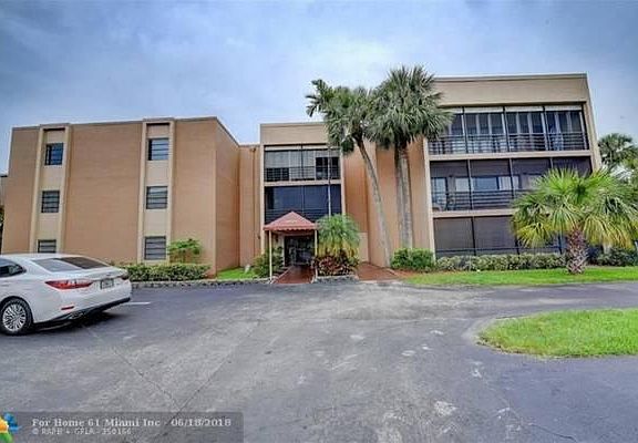 4th image of 4060 N Hills Dr APT 4