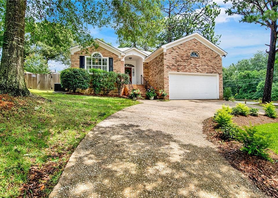1st image of 6300 Heritage Trace Dr