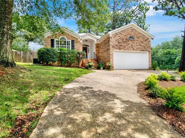 6300 Heritage Trace Dr, Mobile, AL 36695
