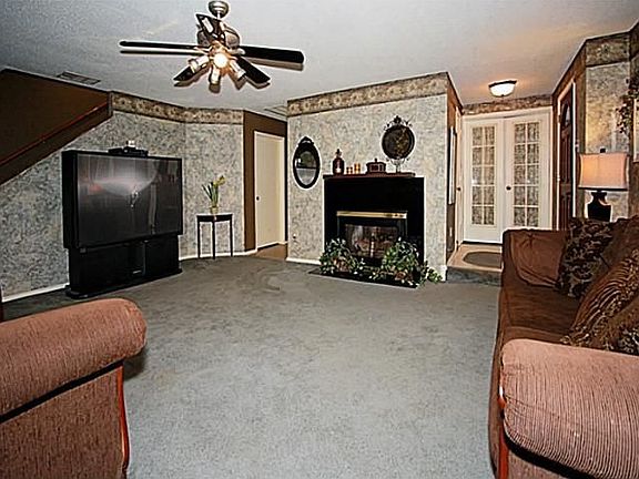 5th image of 1705 Shady Creek Dr
