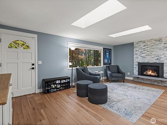 4th image of 6632 NE 196th Street