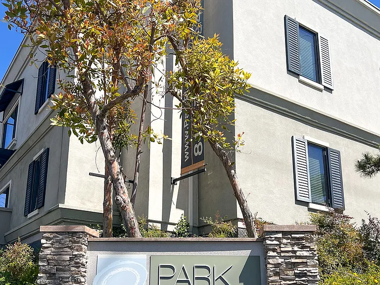 Park Place Apartments — Photo 10