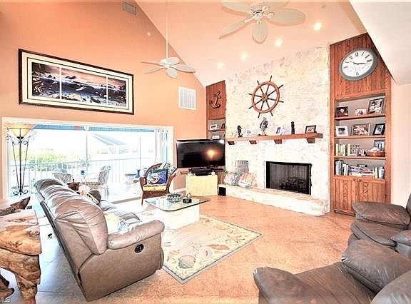 5th image of 3681 San Carlos Dr