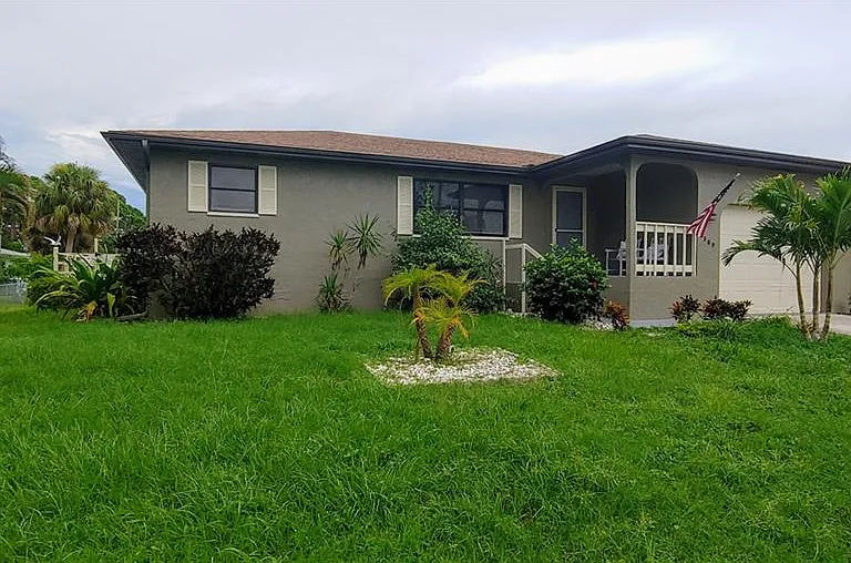 309 Shore T Rd — Photo 1