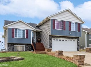 1425 Langenberg Ave, Iowa City, IA 52240