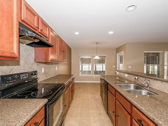 4th image of 12586 Pine Marsh Way
