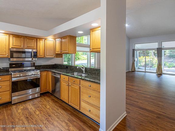 5th image of 6496 Timber View Dr #21