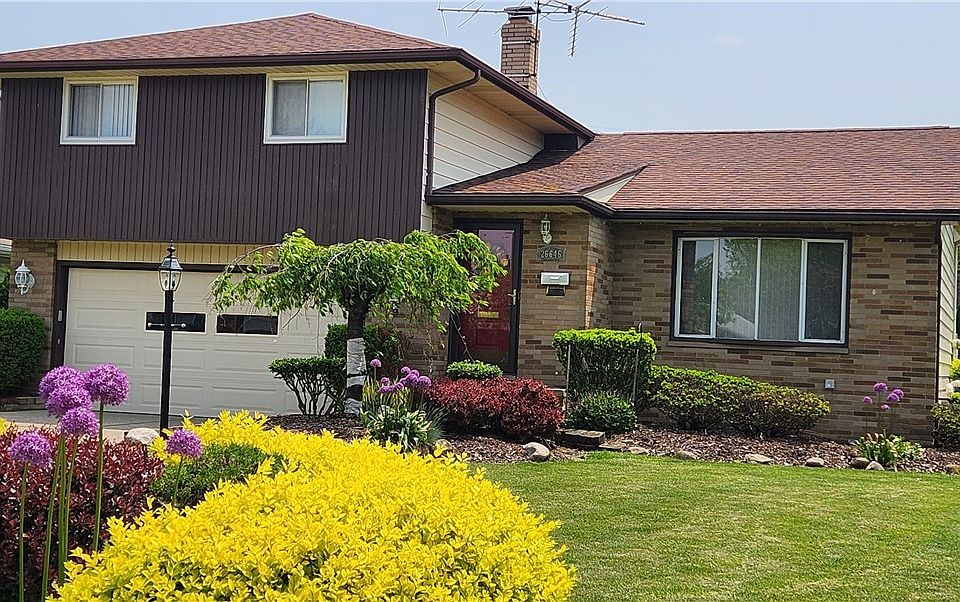 1st image of 26646 Sandy Hill Dr