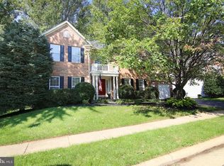 4608 Cambryar St, Fairfax, VA 22030