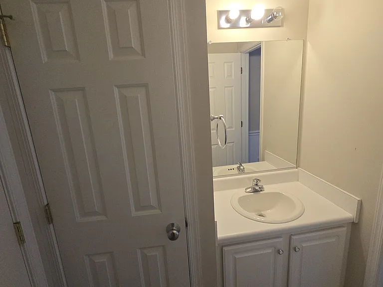 908 Terrace Ave — Photo 22