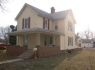 407 S Main St, Knox, IN 46534
