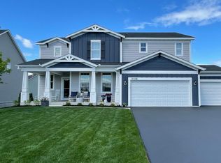 15536 Hampshire Ln, Savage, MN 55378