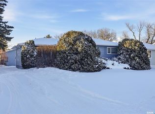 1906 Louise AVENUE, Saskatoon, SK S7J 2C2
