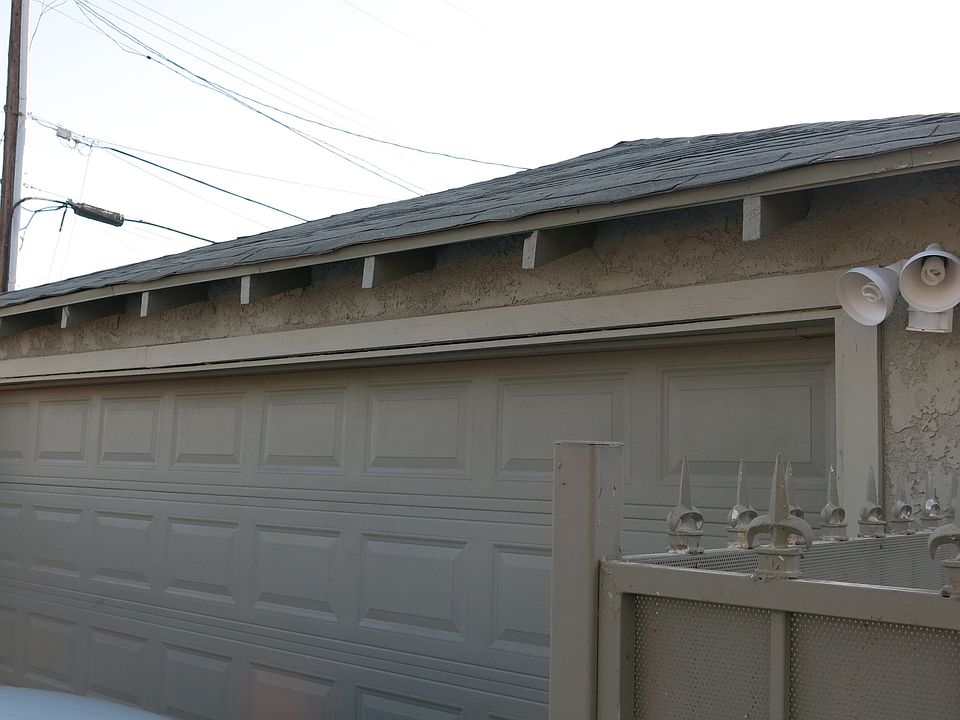 2nd image of 4194 E Brentwood Ave