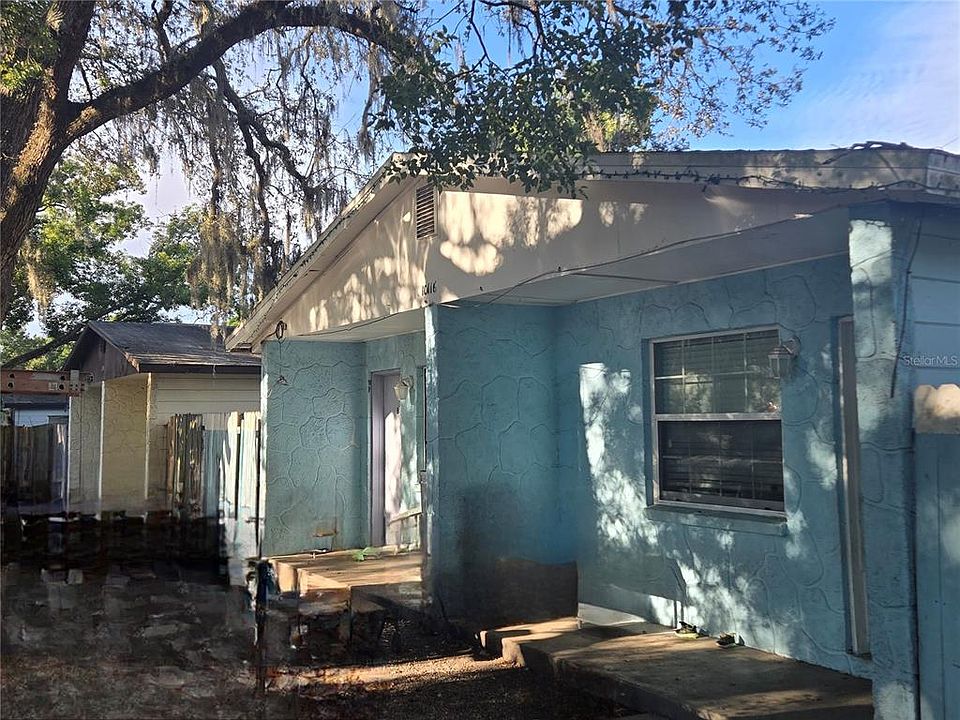 1st image of 10116 N HYACINTH AVENUE