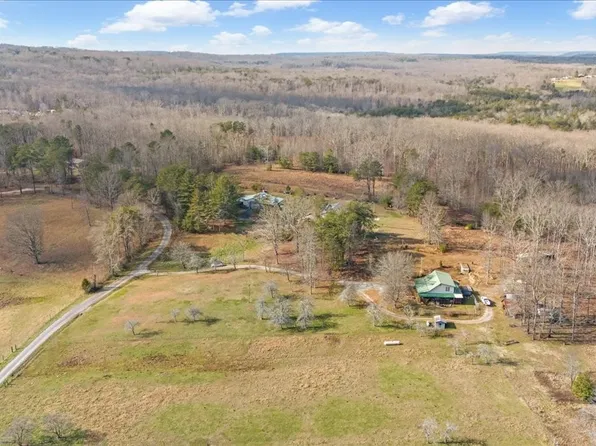 805 Parmley Hollow Rd, Tracy City, TN 37387