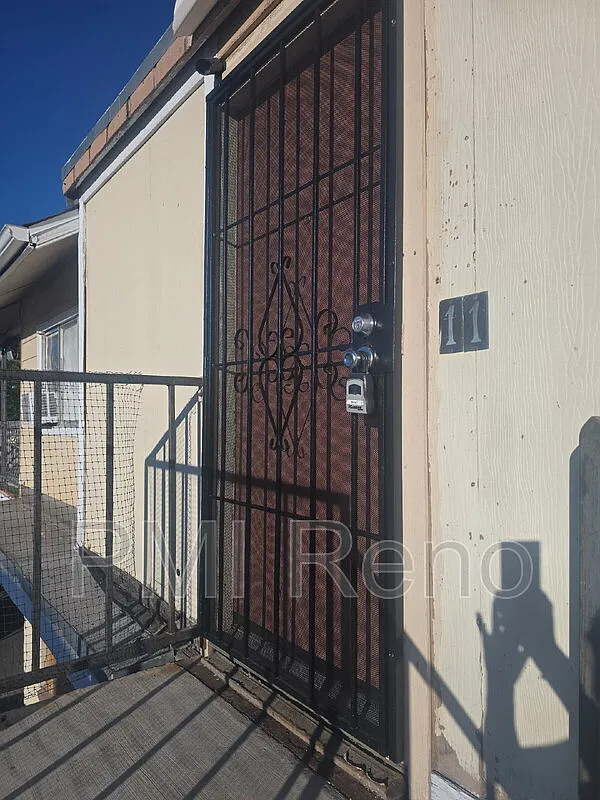 1 bed, 1.0 bath, 940 sqft, $1,150 — Photo 2