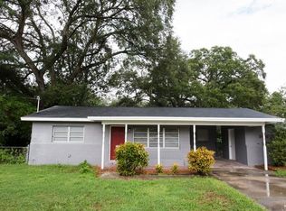 306 McLean Dr, Brandon, FL 33510