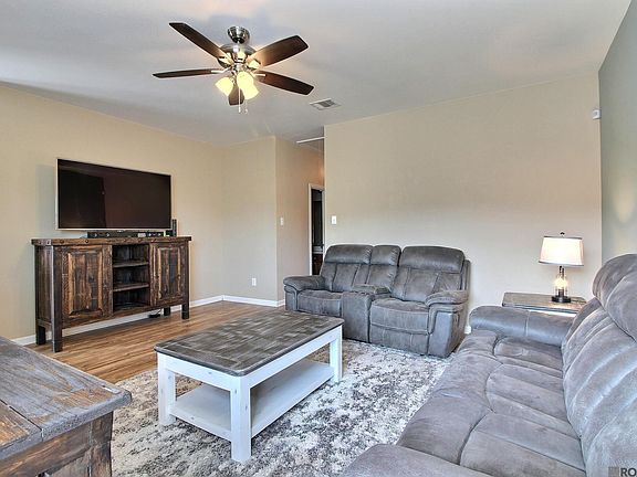 4th image of 22873 Atchafalaya Dr