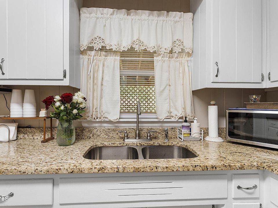 25th image of 441 Merriwood Dr