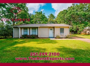 9870 Shadow Wood Dr, Mobile, AL 36608