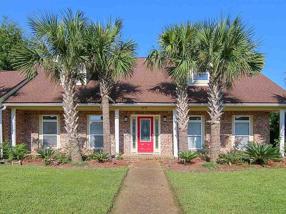3rd image of 6658 Lake Charlene Dr