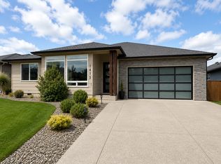 1415 NW Katie Dr, Roseburg, OR 97471