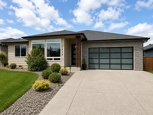 1415 NW Katie Dr Photo 1