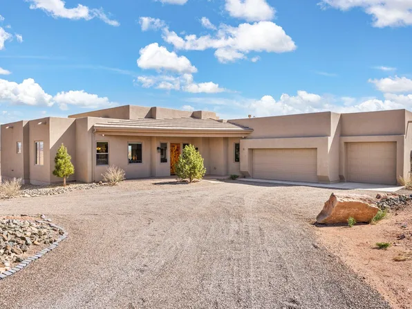 16 Mimbres Ct, Placitas, NM 87043
