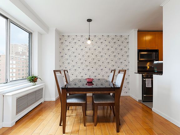2nd image of 400 Central Park W APT 10C