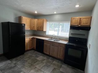 1120 Lafayette Ave, Kalamazoo, MI 49006