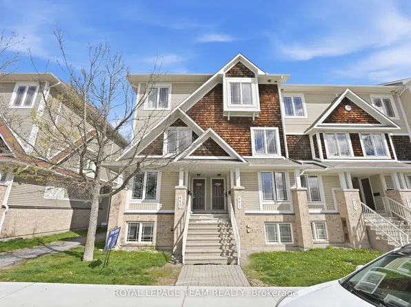 443 Chapman Mills Dr #B, Ottawa, ON K2J 5P4