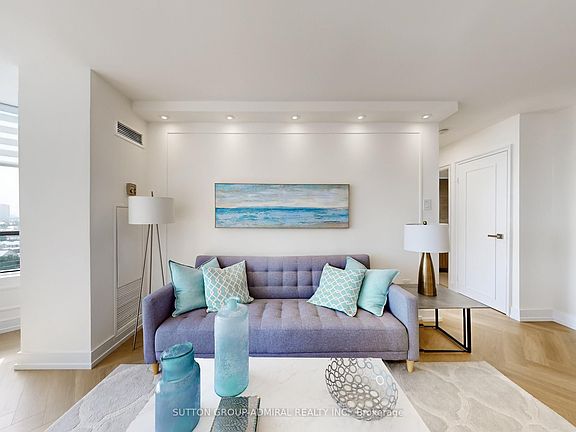 5th image of 7440 Bathurst St #1009