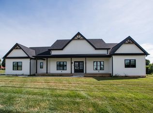 2660 Morgan Dr, Vincennes, IN 47591