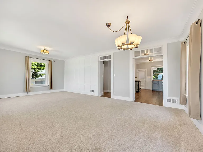 1939 Irving Ave A, Astoria, OR 97103 — Photo 10