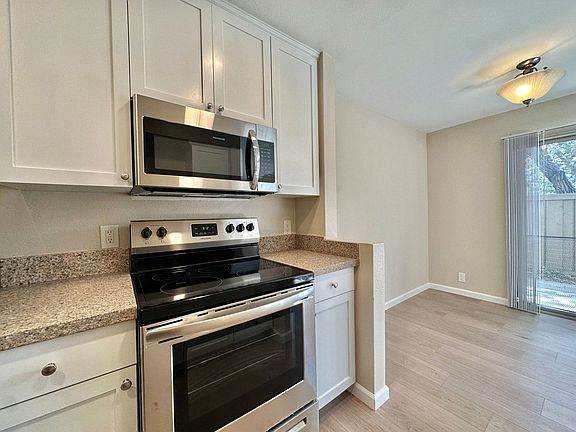 3rd image of 4065 Porte La Paz Unit 158