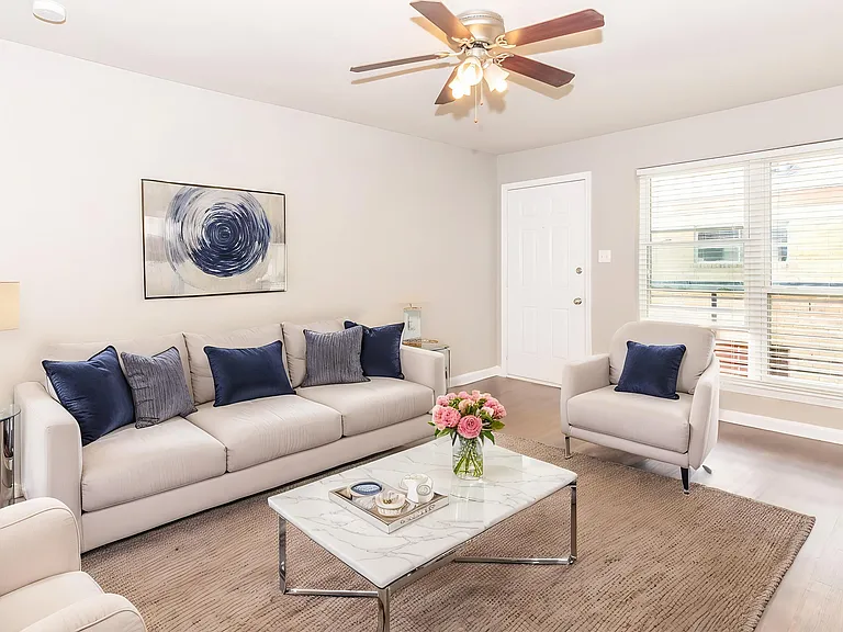 Stoneridge Apartments — Photo 14