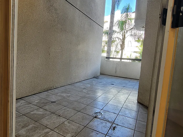 525 S Berendo St #104 — Photo 14