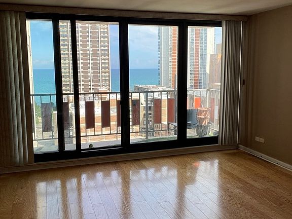 4th image of 6150 N Kenmore Ave APT 11C