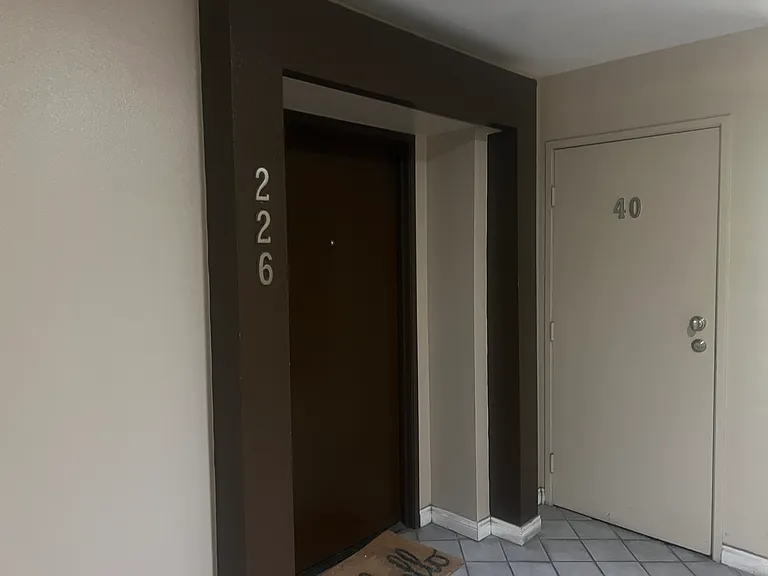 7826 Topanga Canyon Blvd #226 — Photo 4