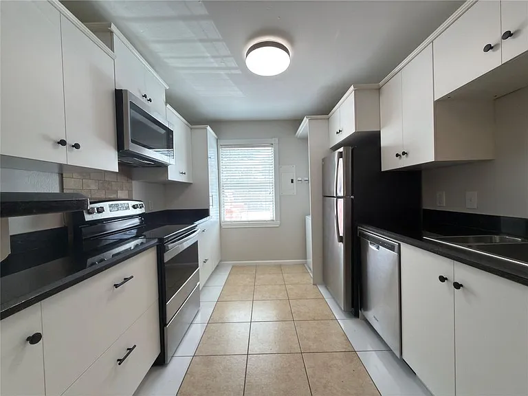 1502 Heights Blvd #9 — Photo 5