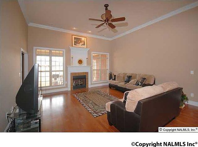 2nd image of 205 Heather Glen Dr