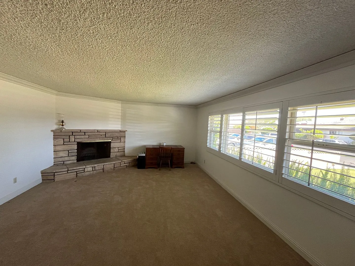 502 E. Rose Avenue — Photo 4
