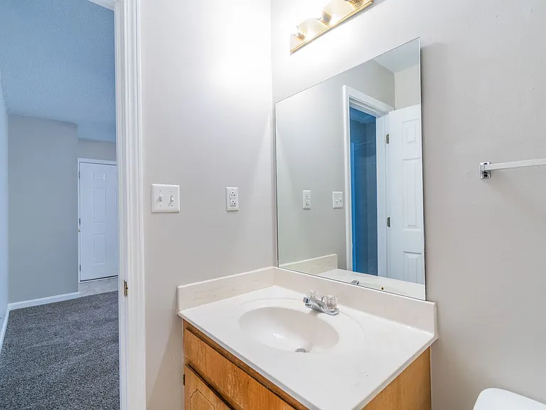 1023 Shadow Ridge Ave — Photo 12
