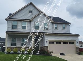 3114 White Ash Dr, Tipp City, OH 45371
