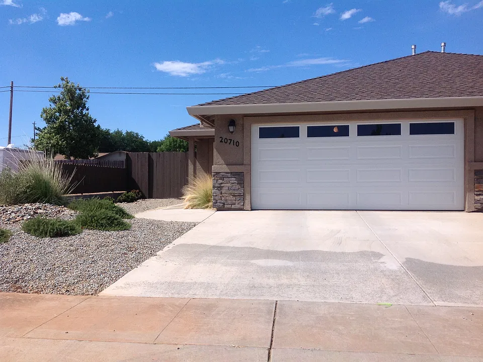 20750 Manzi Way