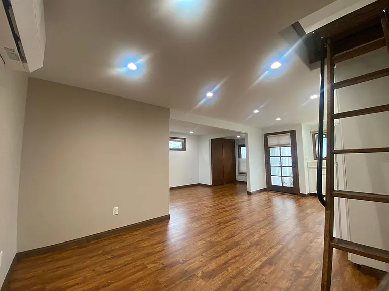 2907 Union St — Photo 17