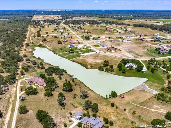 241 abrego lake LOT ABREG, Floresville, TX 78114